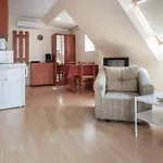 Apartment Haus Ferencz Boetoes Heviz