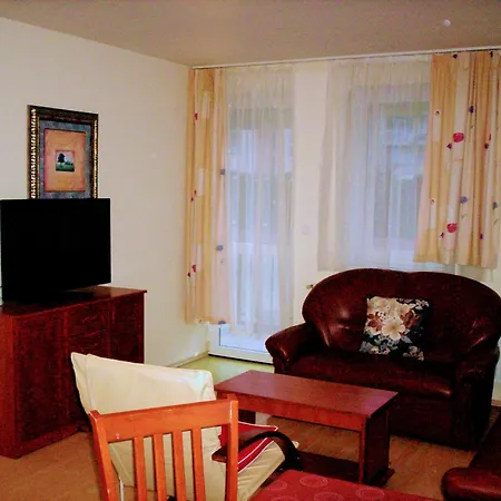 Apartment Haus Ferencz Boetoes *