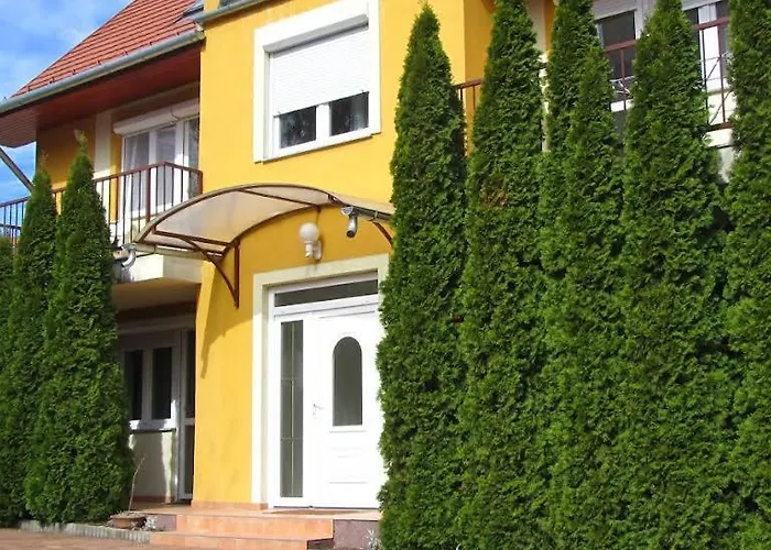 Apartament Haus Ferencz Boetoes